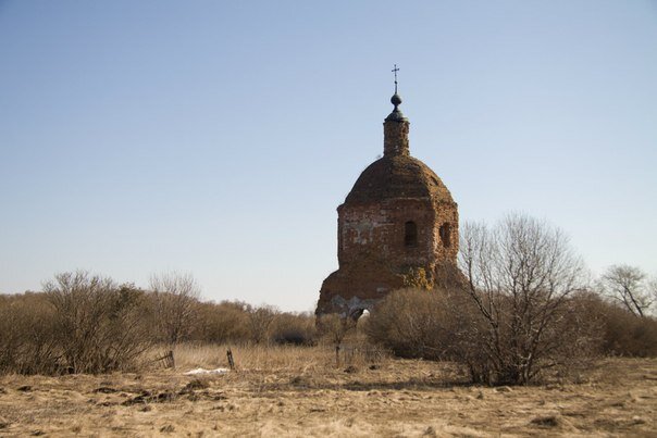 Церковь Казанской иконы Божией Матери (с. Тростяное, Шацкий р-н, Рязанская обл). Фото Александры Раевой.