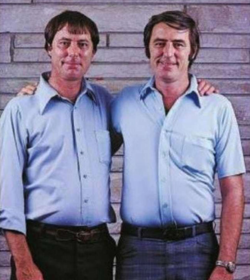 Разлученные близнецы. Разлученные братья близнецы. Эдди дэвид бобби близнецы. Разлученные братья близнецы. Разлученные братья близнецы.