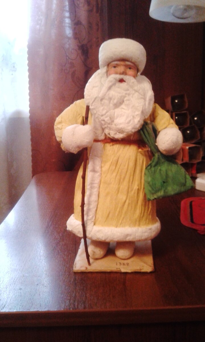 1952 г. Артель "Парижская коммуна" . Из личной коллекции Алексея Брыскина