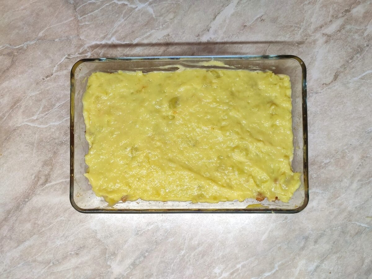 Запеканка из картофельного пюре в духовке с фаршем на второе
