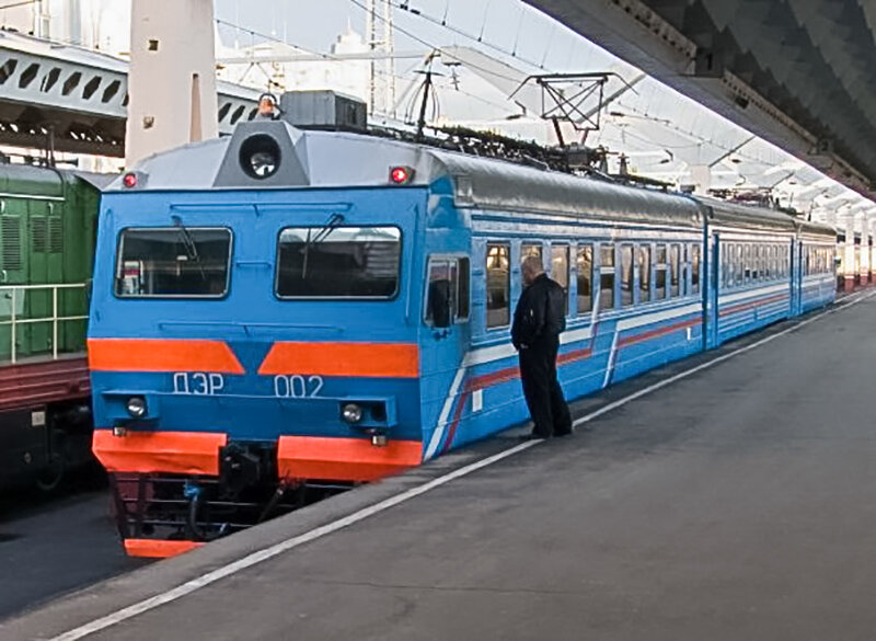 электрички санкт петербург главный. электропоезд фото. эт2м электропоезд. электричек расписание электричек санкт-петербург. расписание электричек спб витебский вокзал.