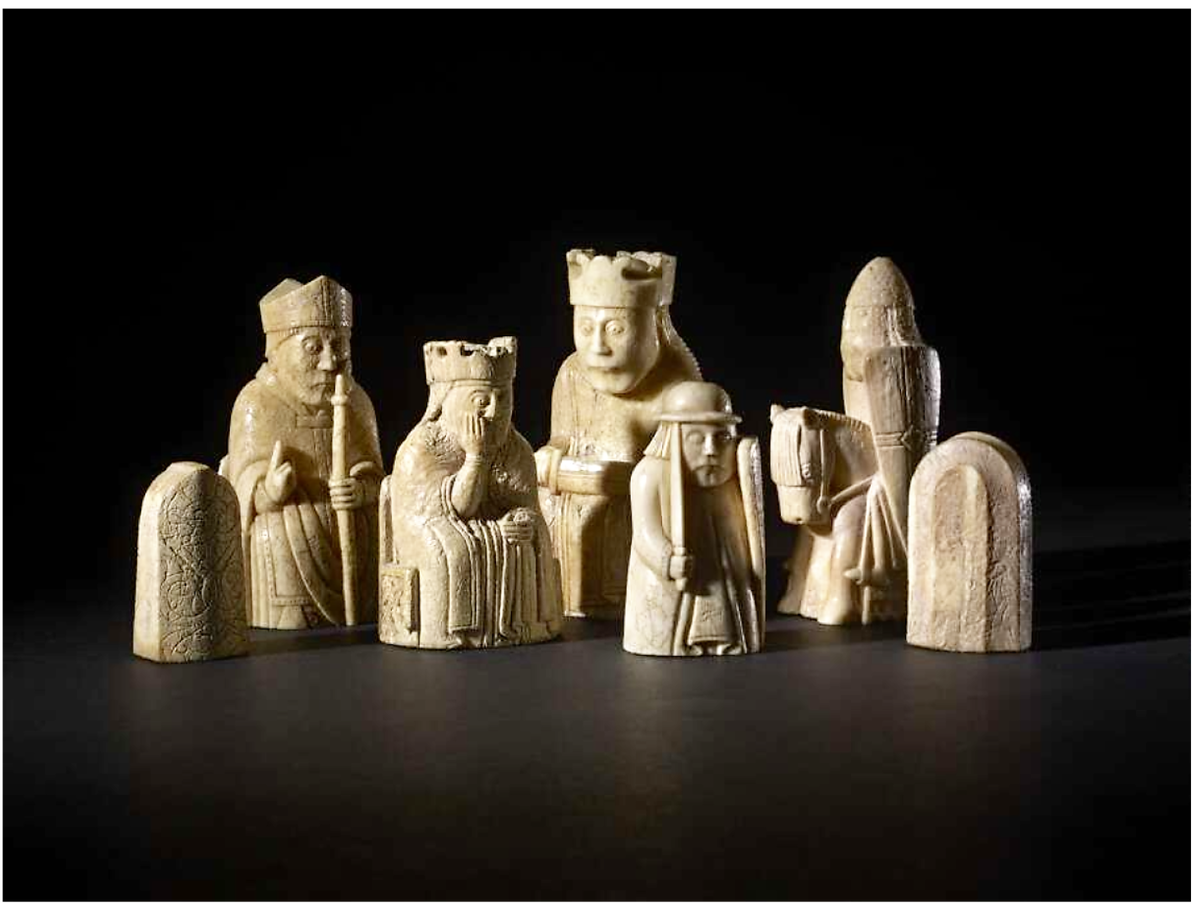 Шахматы с острова Льюис, моржовая кость, 1150-1175 гг. Британский музей, Лондон