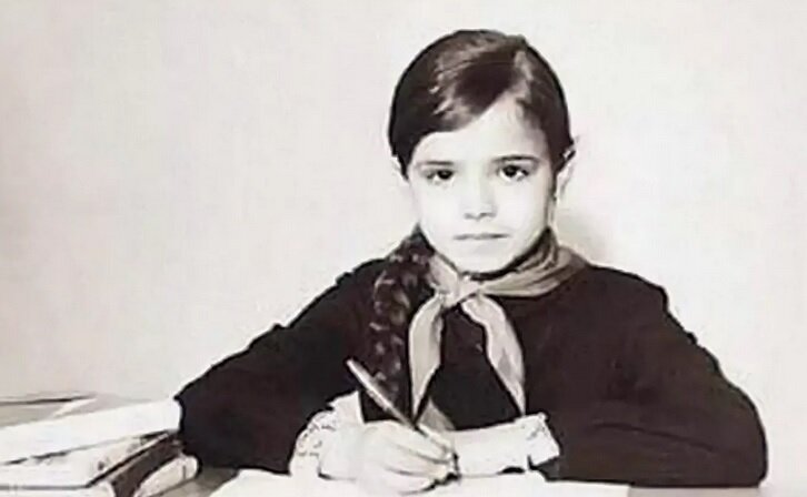 Елена Цыплакова в детстве 