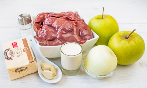 Продукты для печени с яблоком и луком