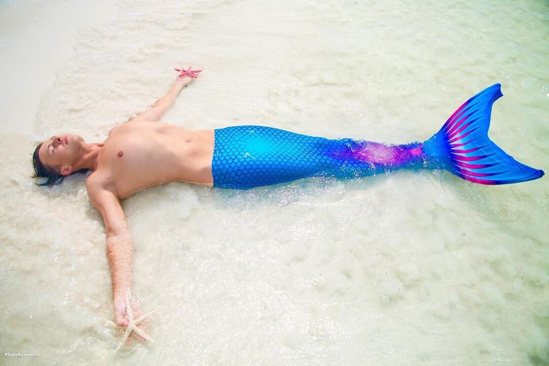 У Витаса жабры, а у Прохора хвост русалки)