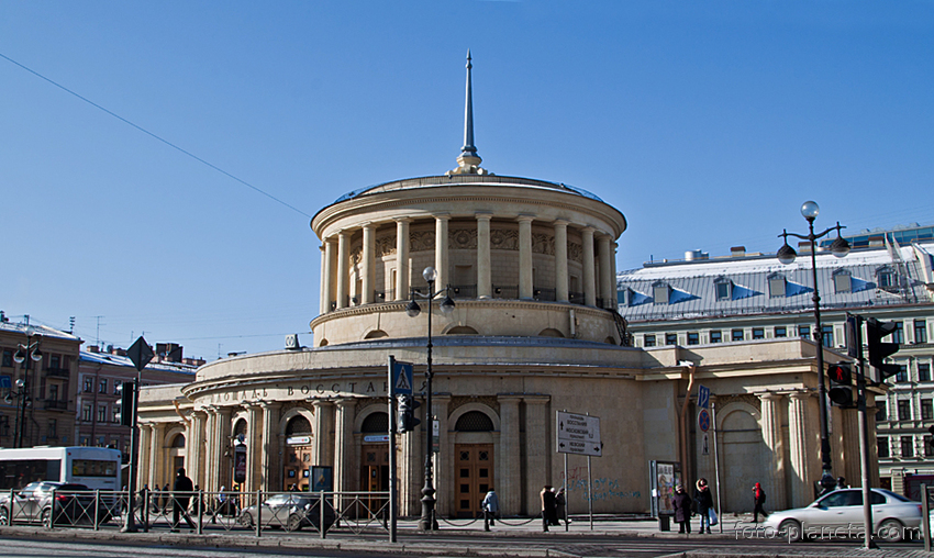 станция метро площадь Восстания