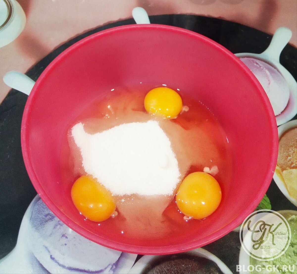 Яйца с сахаром