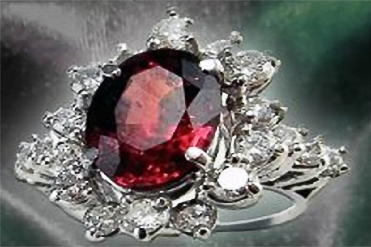 Коллаж автора, исходники из открытых источников