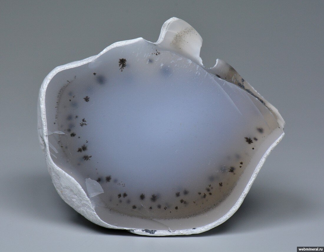 Камень кахолонг.