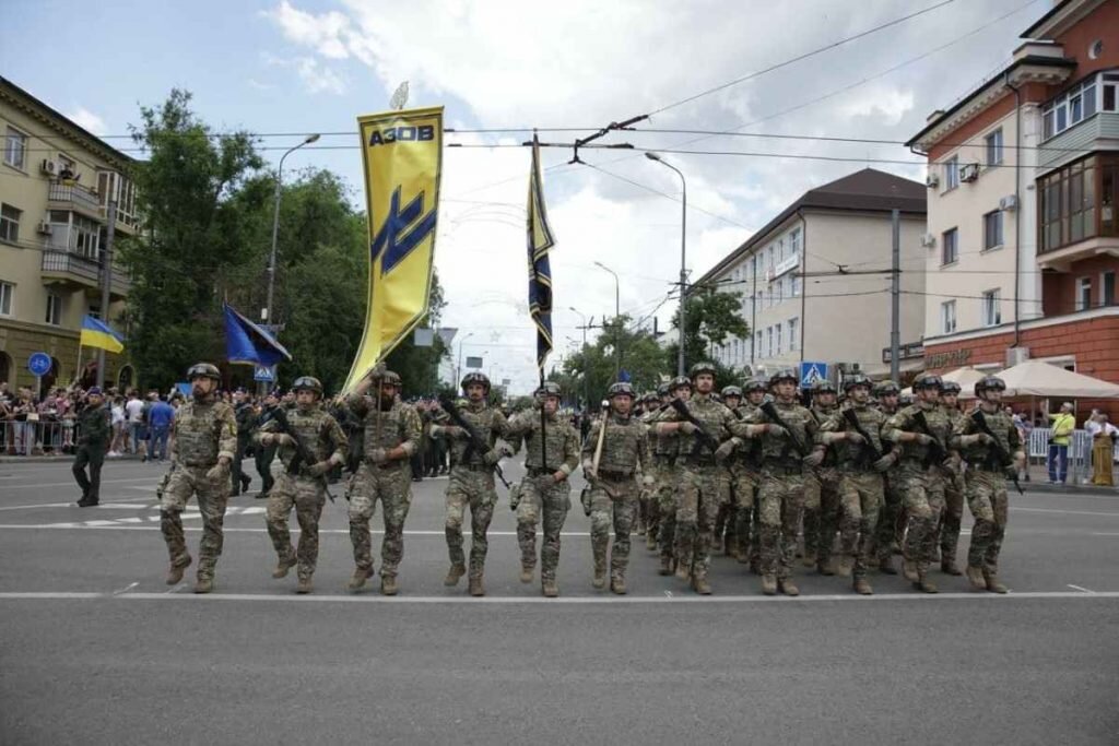 Шествие «Азова»