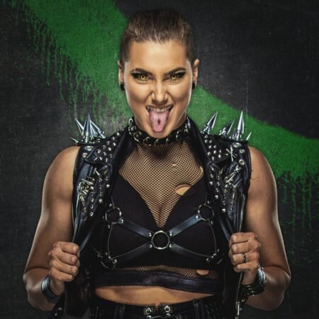 – Источники ЛГБТ-вдохновений слишком узнаваемы.