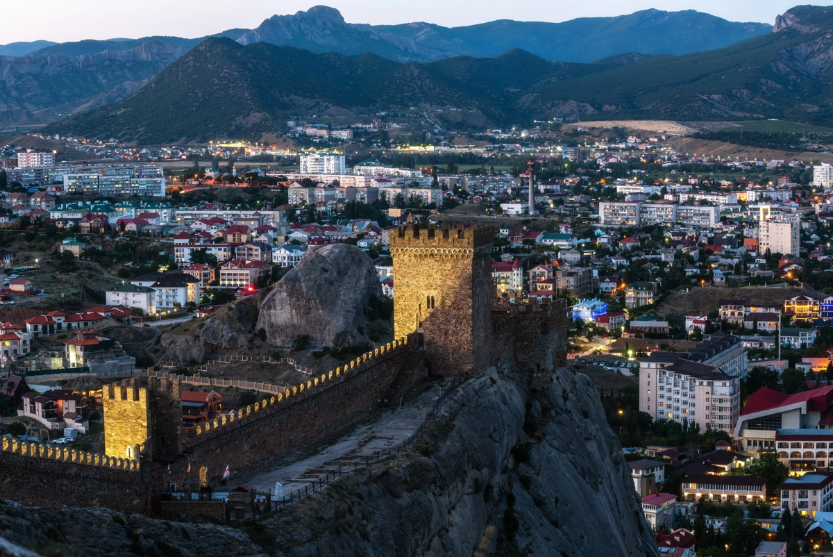 Храм с аркадой Судак