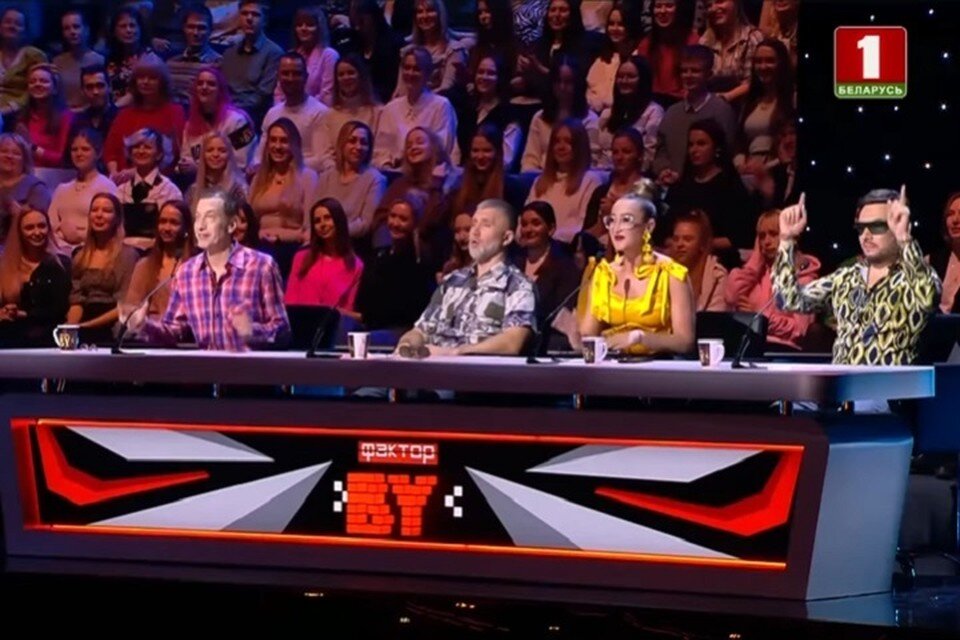     Жюри "Фактор.BY": Сергей Соседов, Сергей Пархоменко, Ольга Бузова, Руслан Алехно. Скрин видео "Беларусь 1"