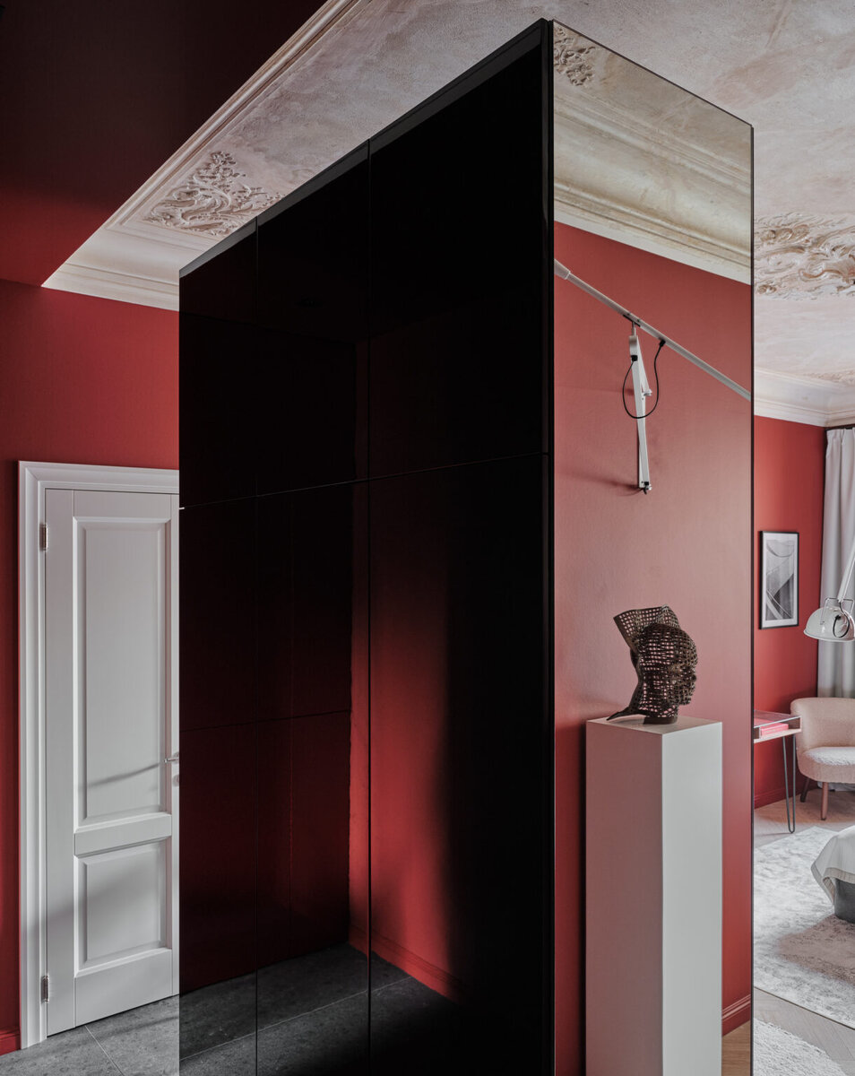 Стильно, эффектно и функционально. Необычный интерьер студии 30 кв.м. в центре Санкт-Петербурга