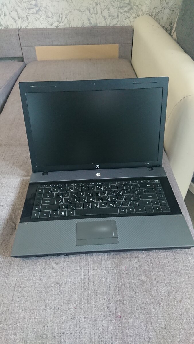 Фото из личного архива: ноутбук HP 620