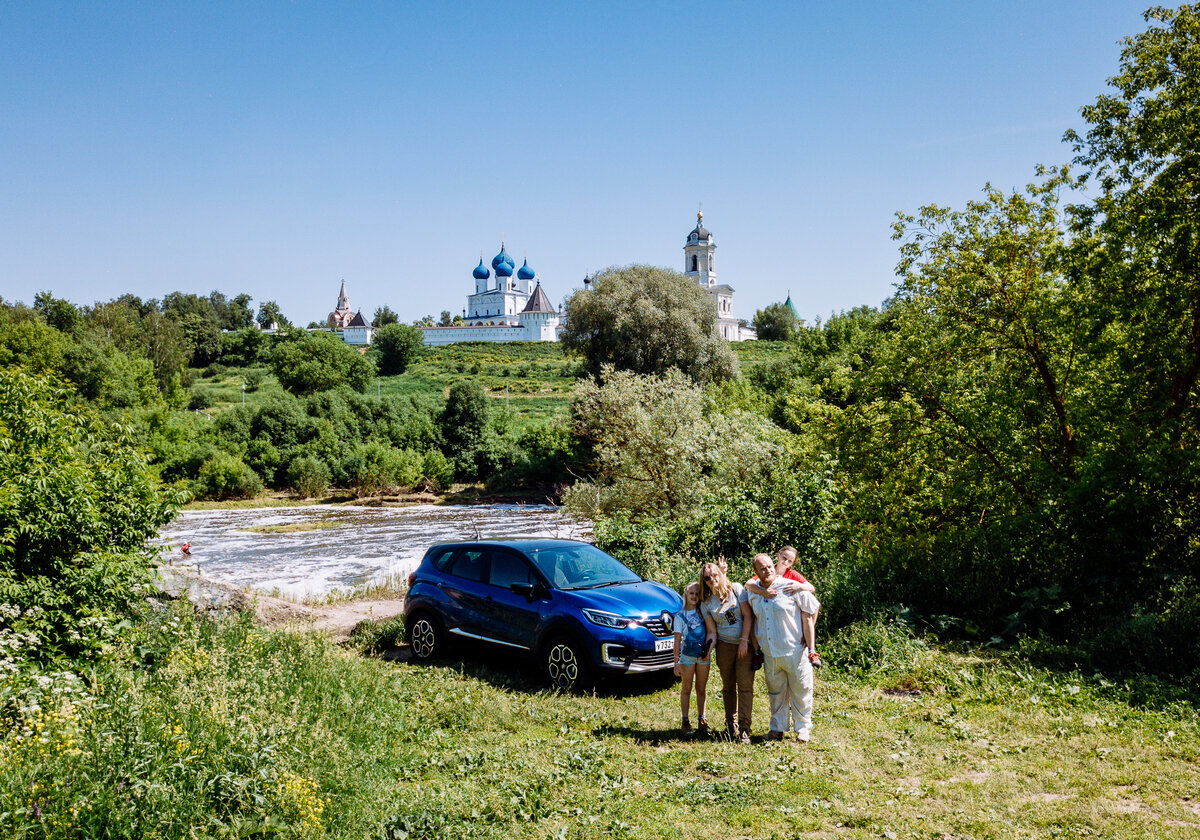 В этот раз тестируем всей семьей Renault Kaptur в окрестностях Серпухова.