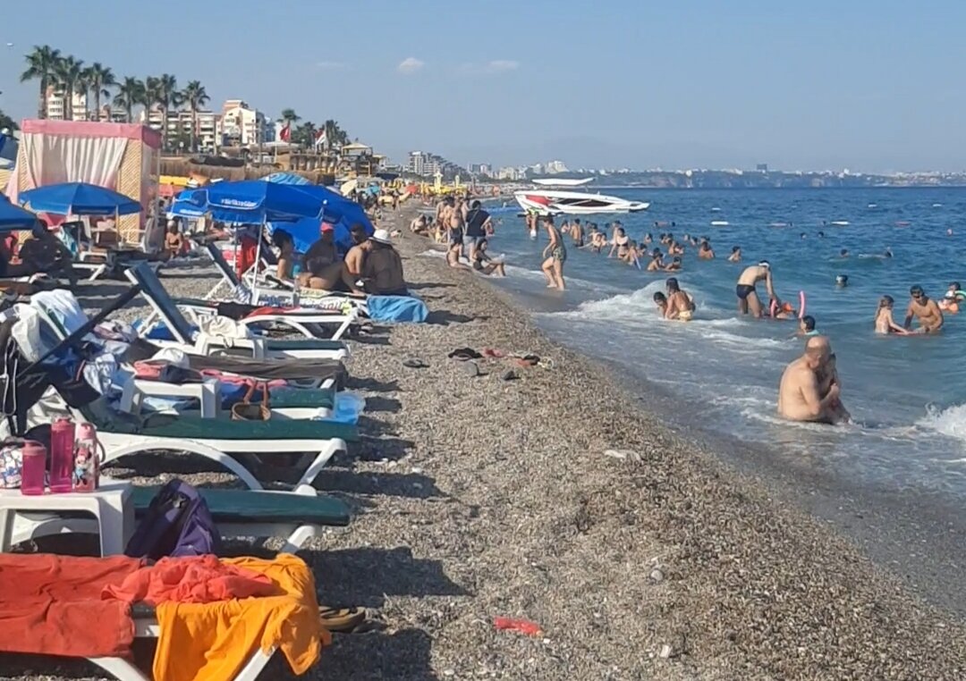 Городской пляж Анталии