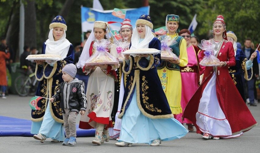 Национальные праздники в Южно-Сахалинске всегда проходят красочно. Фото: архив skr.su