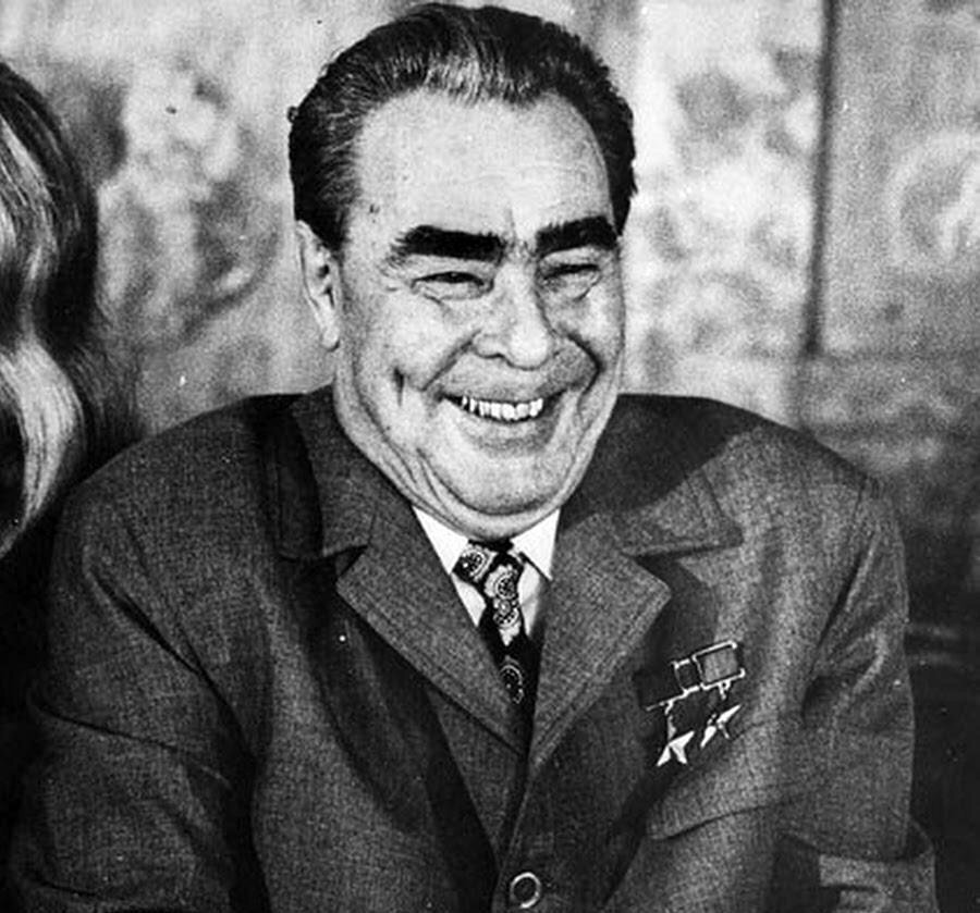 Леонид Ильич...