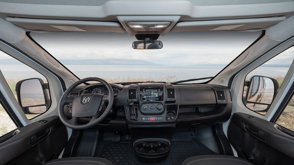 Вид на приборную панель