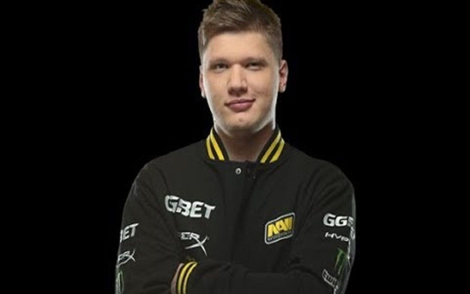 Профессиональный игрок в CS:GO. Считается одним из сильнейших игроков в мире.