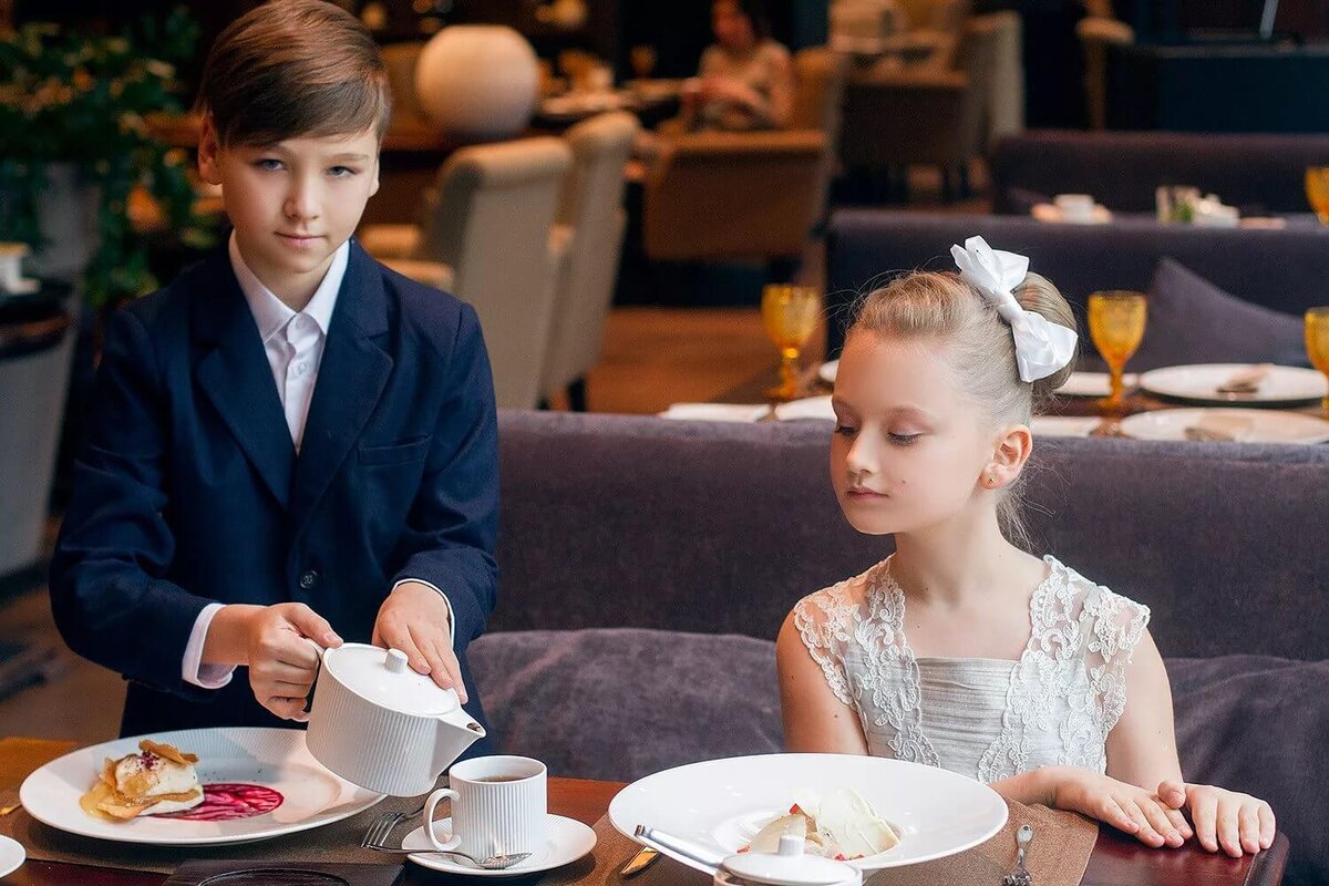 Правила этикета за столом. Или как не ударить в грязь лицом! | FOODDDY ...