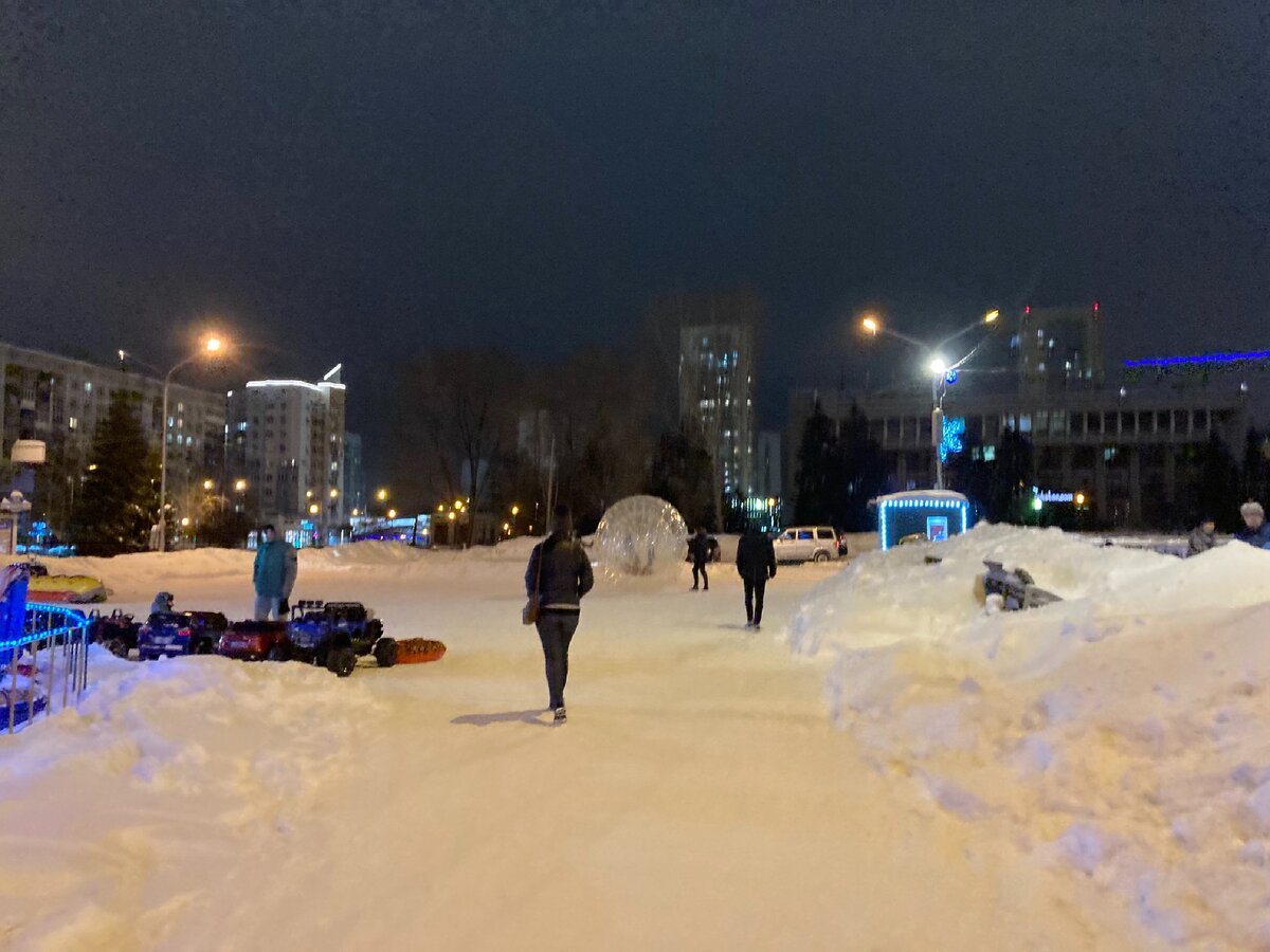 площадь торжеств в новокузнецке