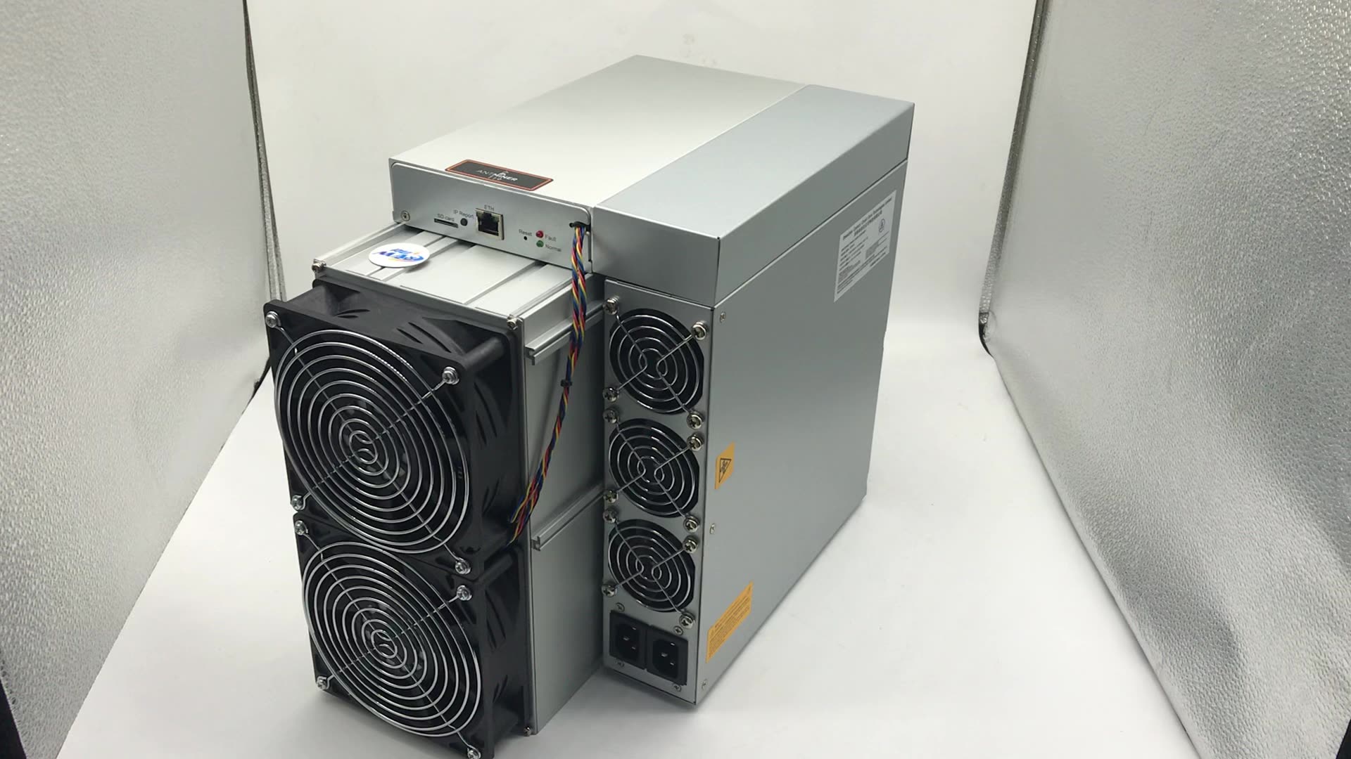 Antminer l7 9500 mh s
