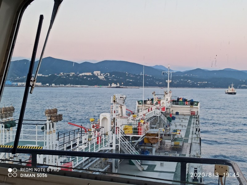 Танкер-химовоз "Тэти". Чёрное море. Туапсе. Рейд.3-5 августа 2020 г. Фото Дима Солодовников