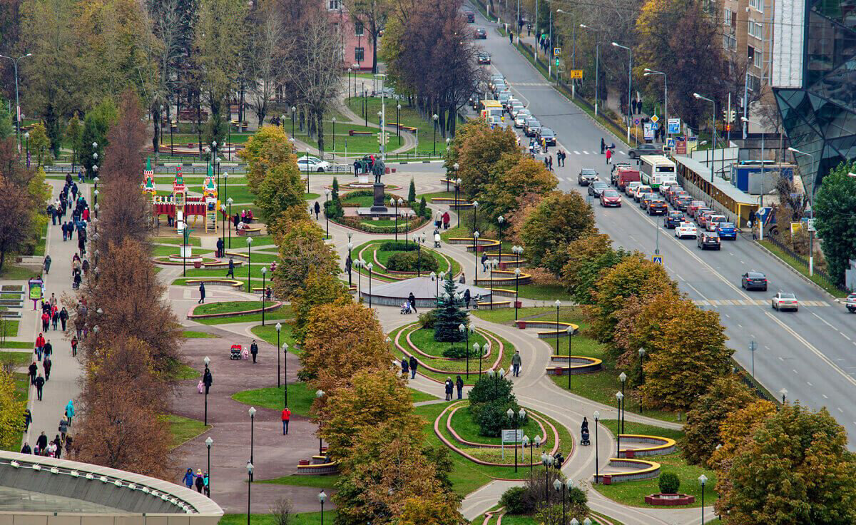 Проспект ленина железнодорожный. Город Железнодорожный Балашиха. Железнодорожный Балашиха аллея. Посёлок Железнодорожный Московская область.