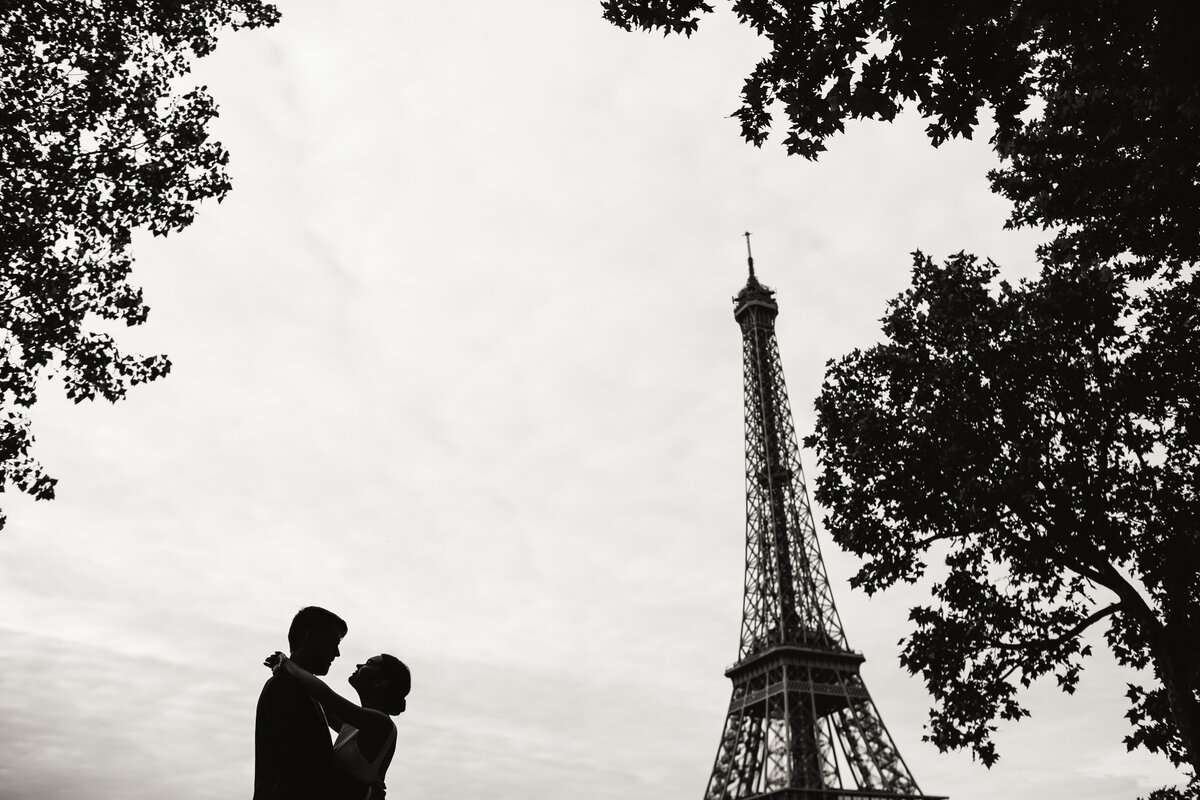 Любовь и Париж