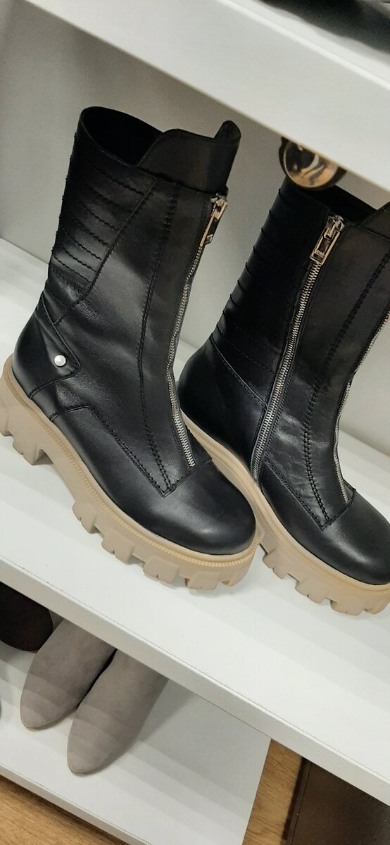 Ботиночки женские выполненные из натуральной кожи! 6000 RUR