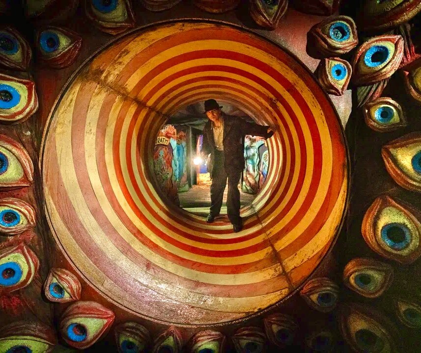 Кард из фильма «Аллея кошмаров» взят с kinopoisk.ru