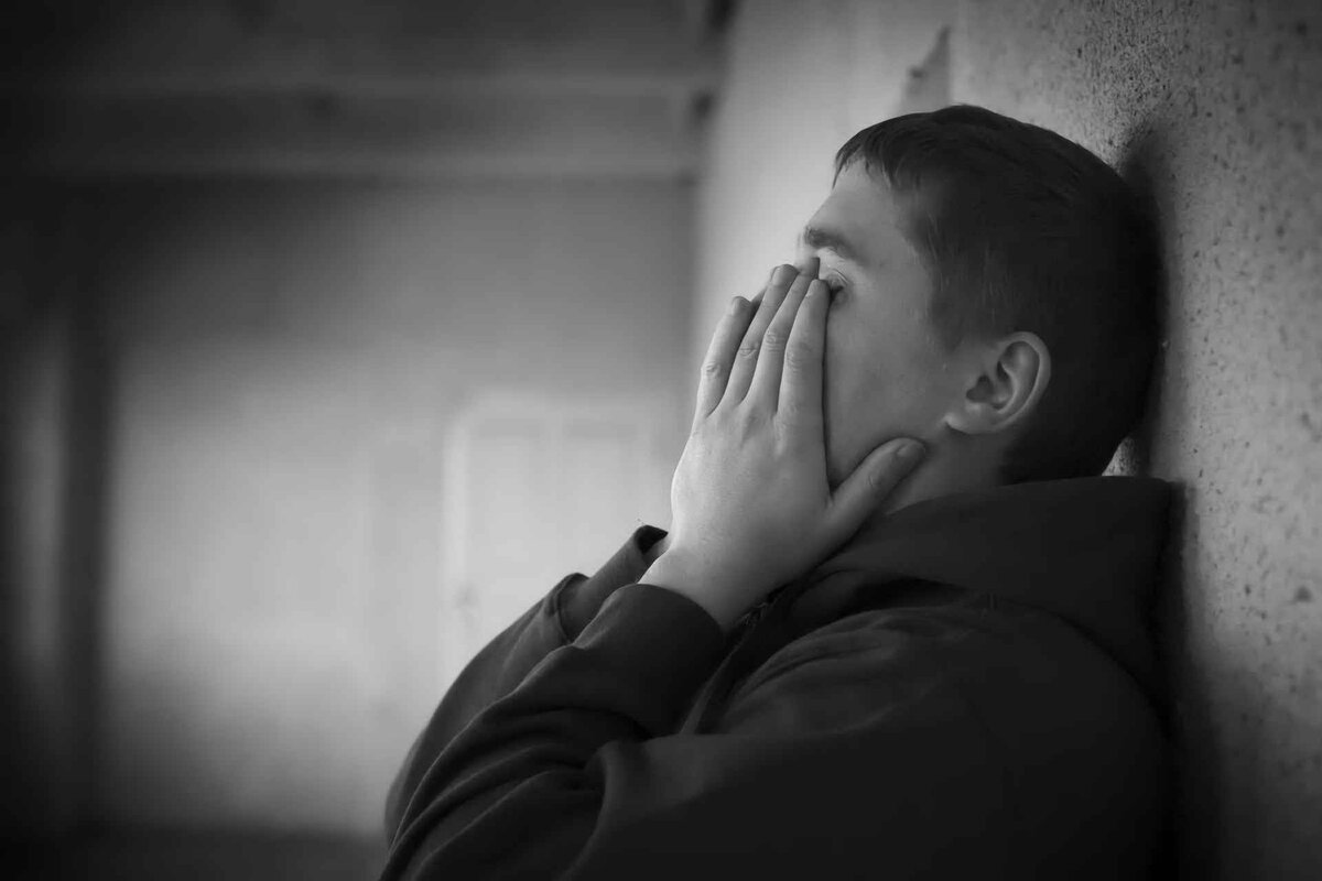 Подавление страха равно заболеванию, что собственно и происходит, когда постоянно болит голова