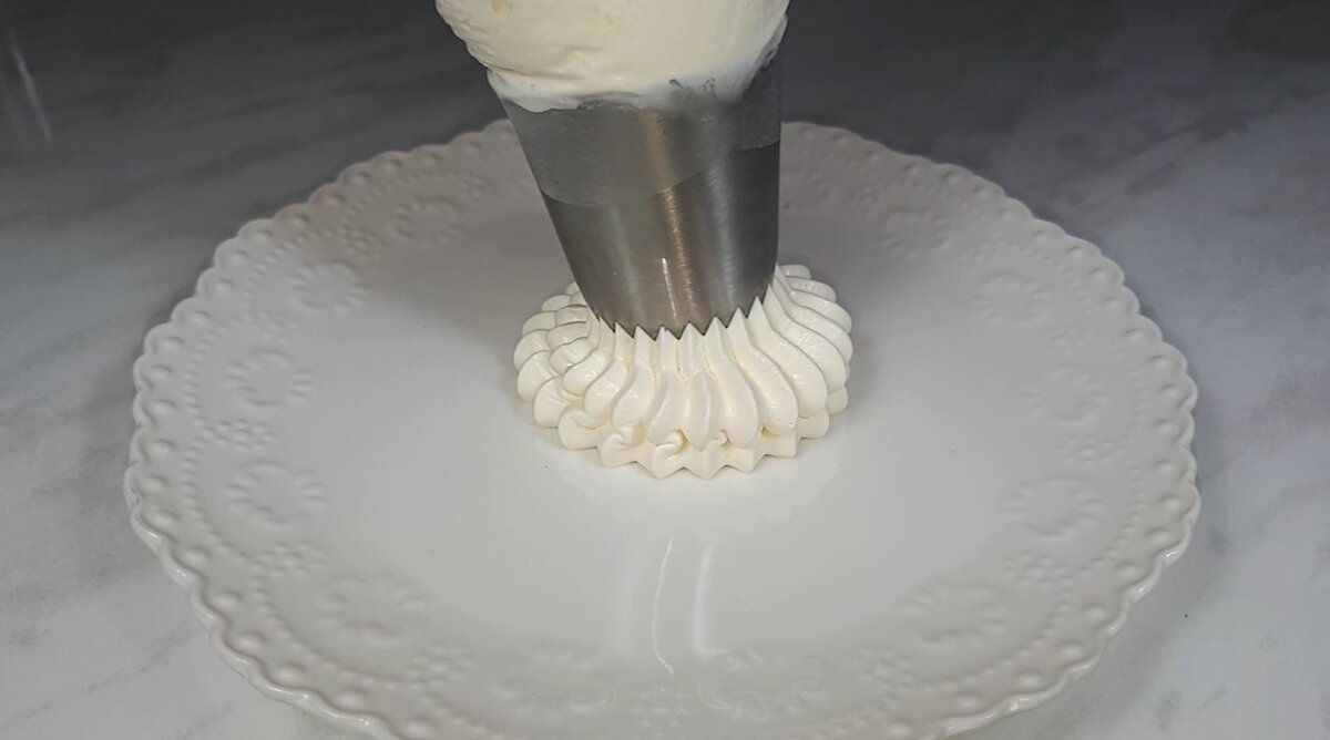 Масляно-сметанный крем для торта