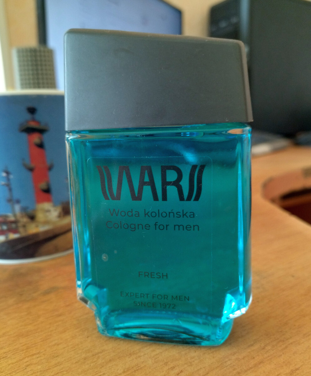 Польский одеколон Wars в честь Warsaw, а не в честь Star Wars, хотя неопытному человеку может привидеться всякое.