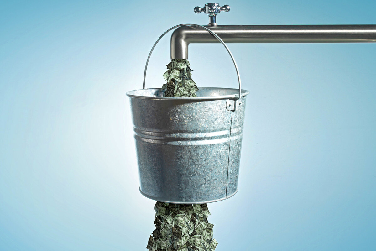     Куда уходят деньги: 5 незаметных расходов, из-за которых вы теряете большие деньги