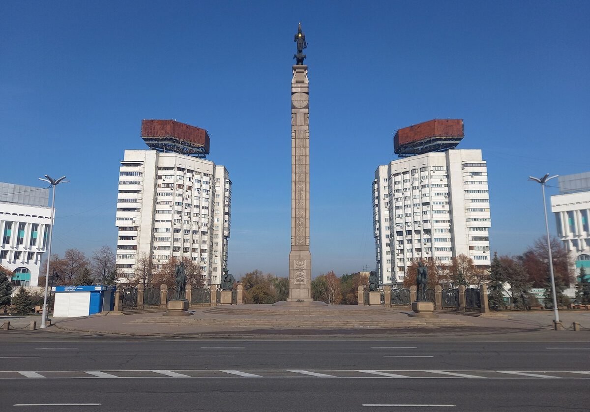 Алма-Ата: как главный город Казахстана стал столицей позднесоветской  архитектуры? | Беспорядочные путешествия | Дзен