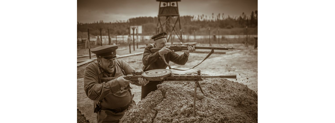 Вам не дадут боевые патроны, но подержать в руках настоящее оружие вы сможете