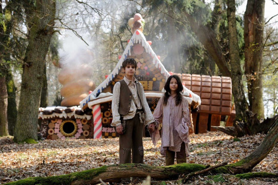 Кадр из фильма "Гензель и Гретель" 2020