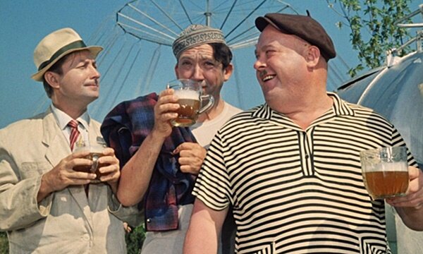 Кадр из фильма реж. Леонида Гайдая «Кавказская пленница» 