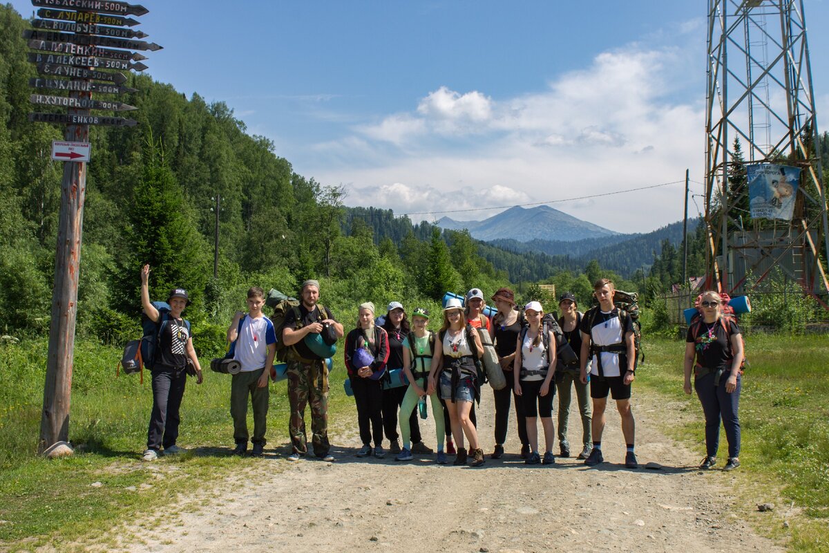 Лужба. На старте.