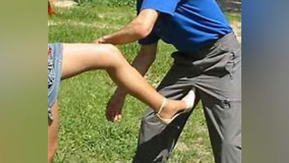 Женская самооборона groin Kick