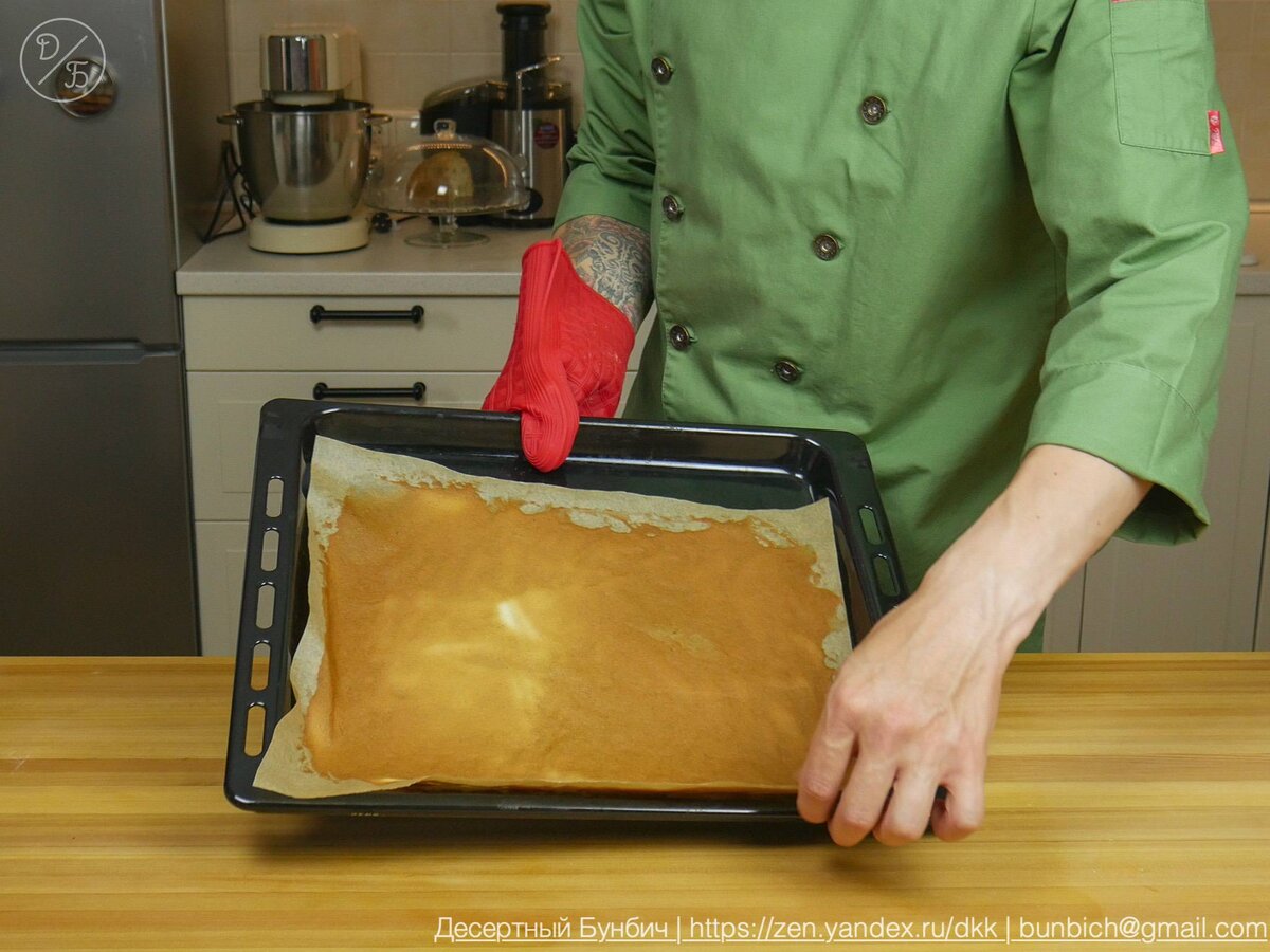 Вафельная крошка рецепт приготовления. Чем мыть углы поддона после выпечки. Как готовить крошку