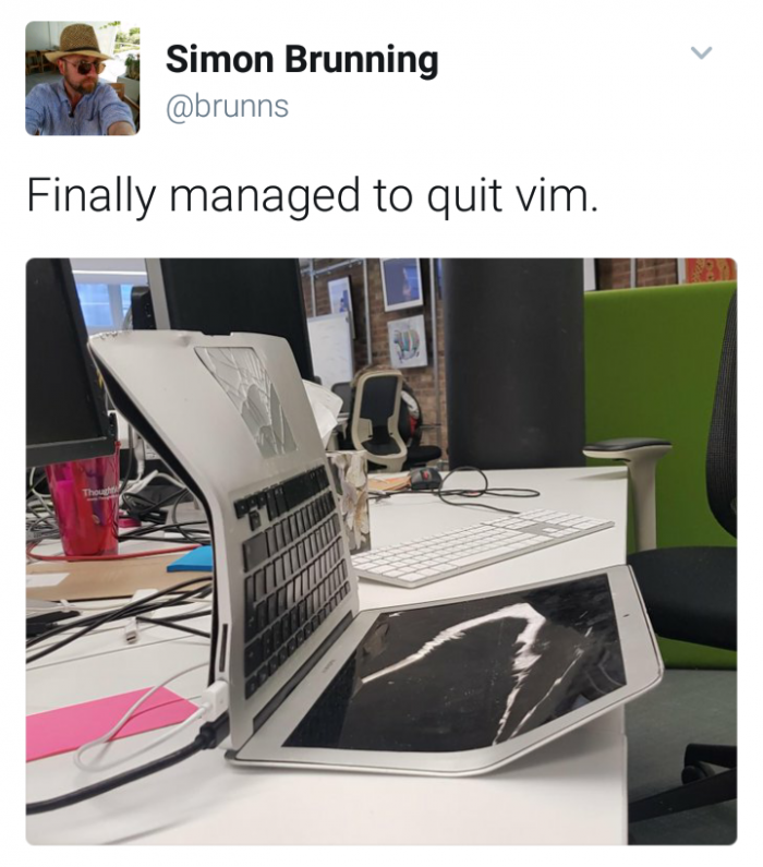 *наконец-то смог выйти из Vim* - самая популярная шутка на тему