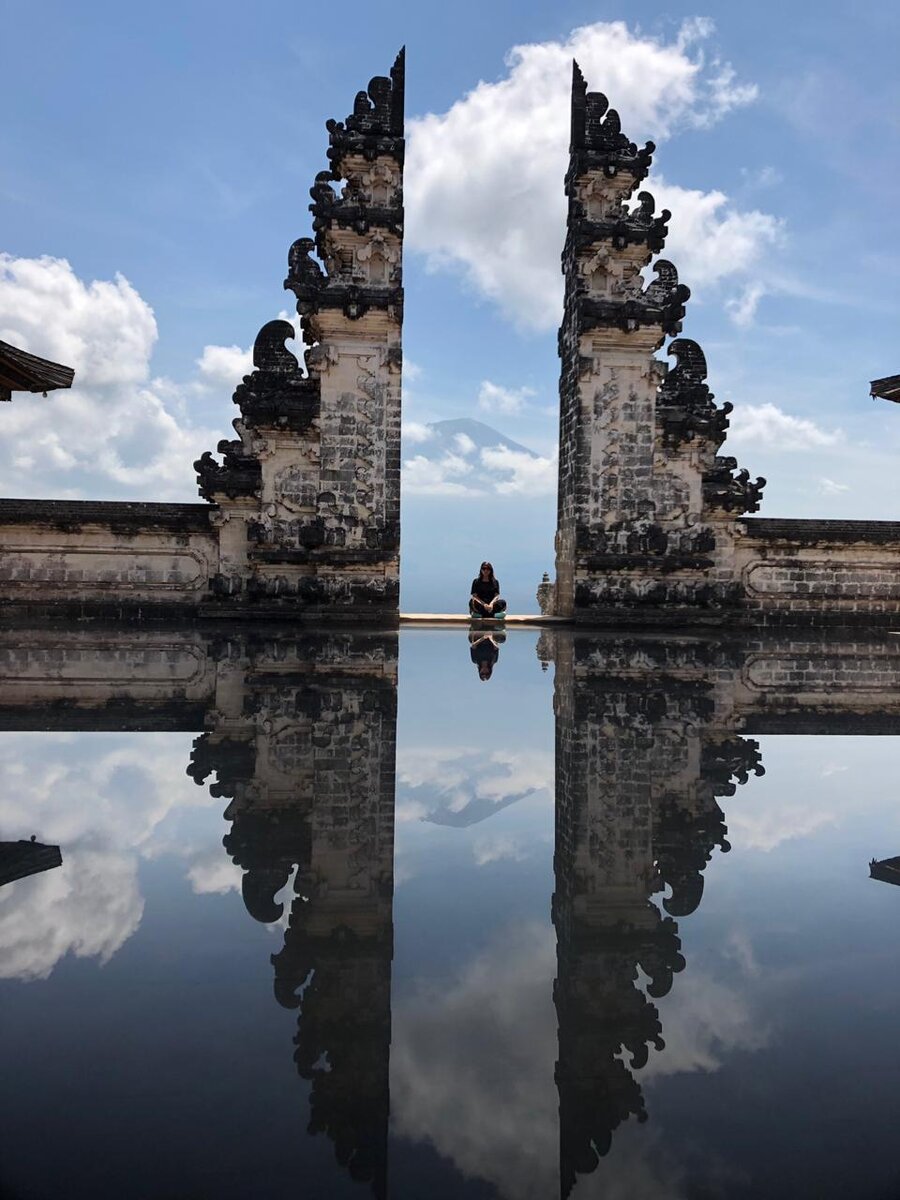 храм Лемпуянг, Бали