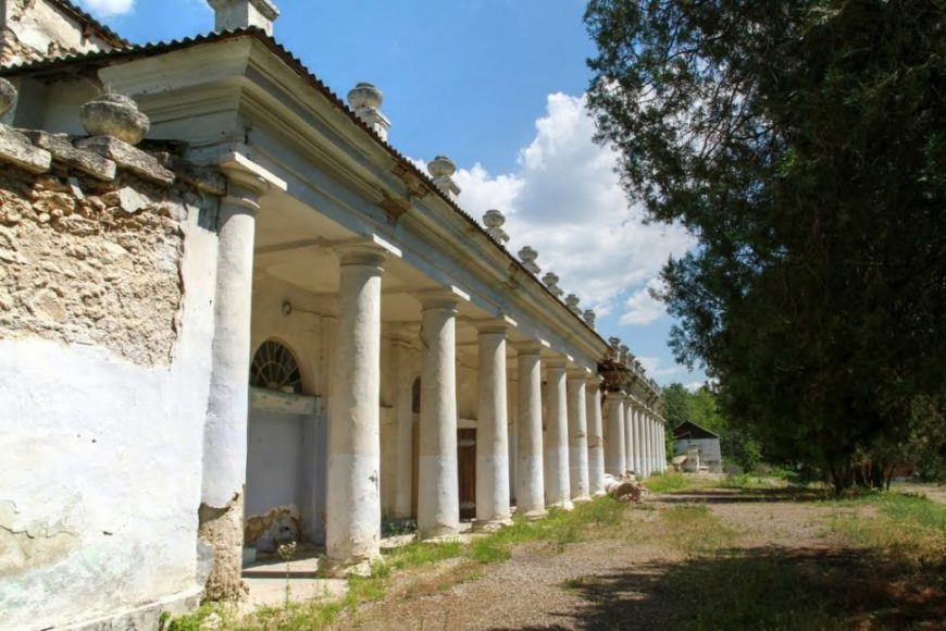 Каменка пмр. Город Каменка Приднестровье. Каменка Молдова усадьба Витгенштейна. Город Каменка парк ПМР. Парк Витгенштейна Каменка.