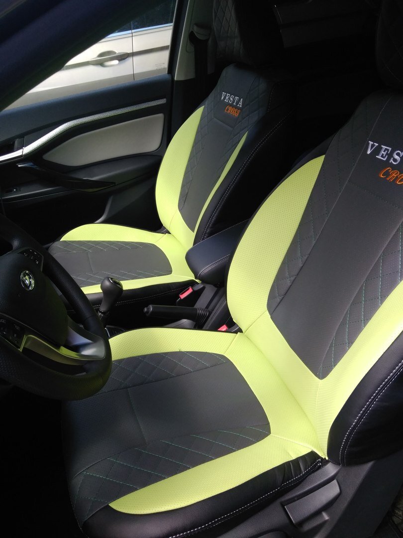 Чехлы на весту