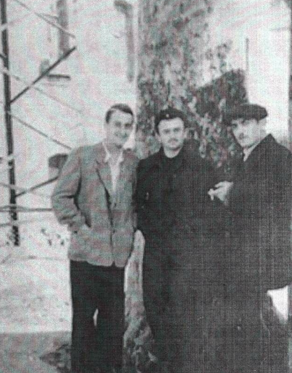 в центре