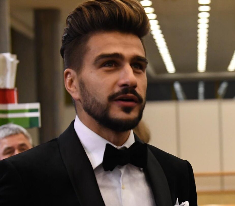 Блогер Евгений Савин